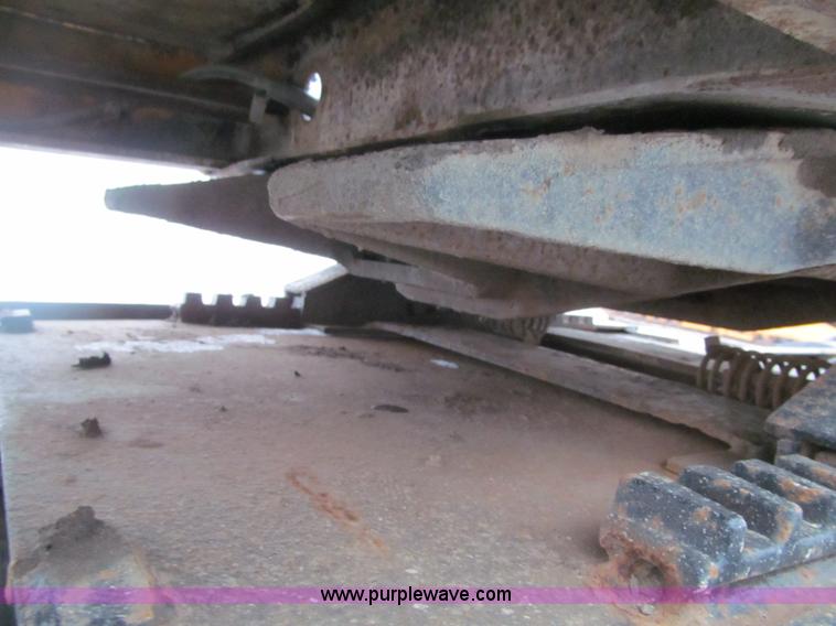 image for item F5917 1980 Mack R686ST semi truck