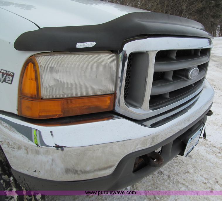 image for item F5918 1999 Ford F550 XLT Super Duty Crew Cab pickup truck