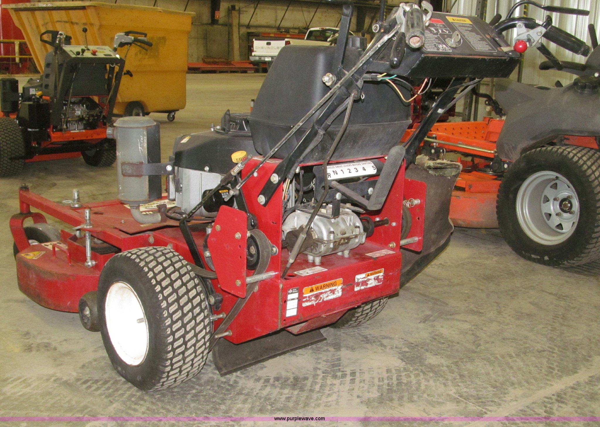 Exmark Metro HP commercial lawn mower in Beatrice, NE Item B5354 sold