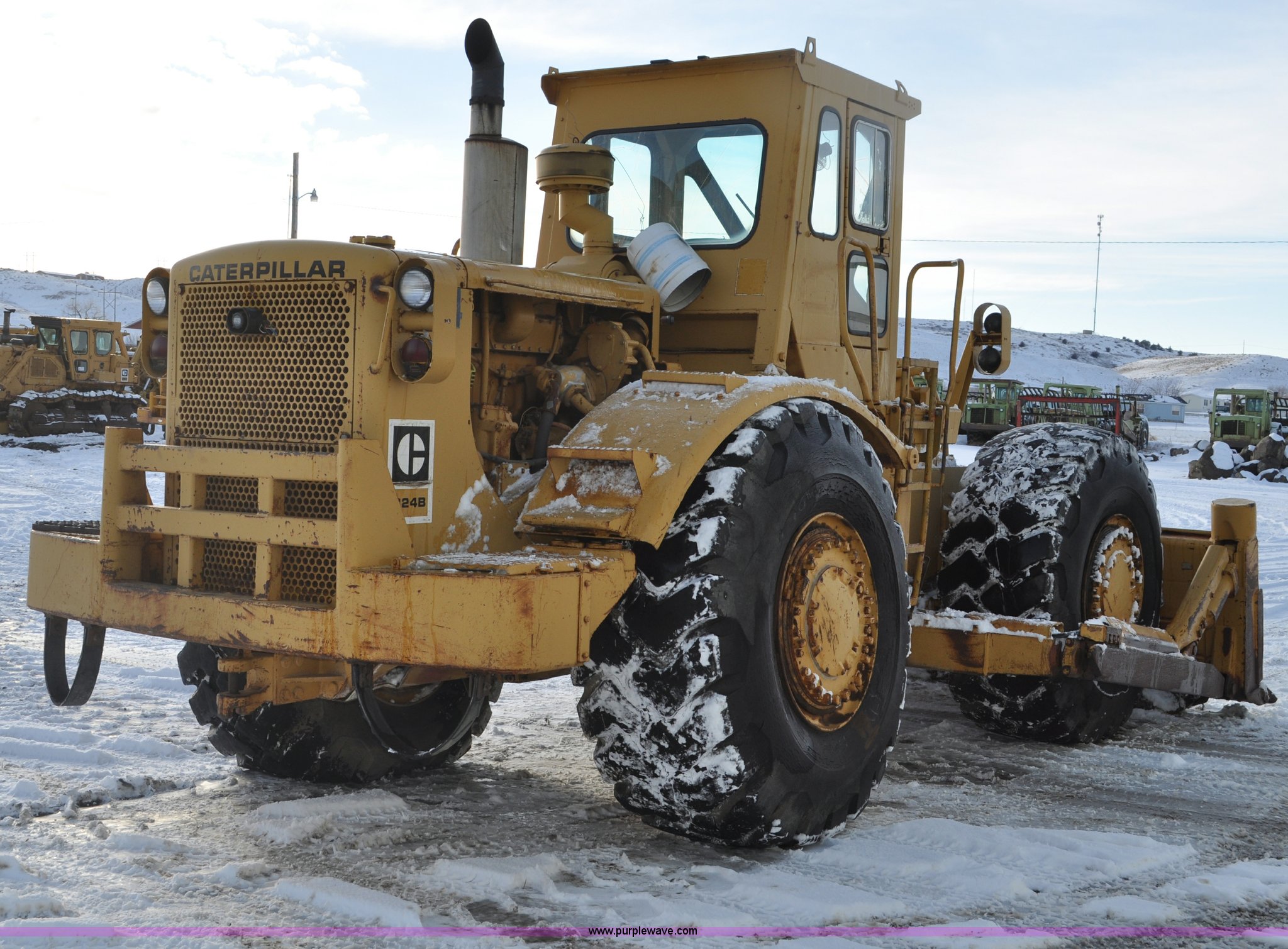 1975 Caterpillar 824B articulated wheel dozer in Ft. Pierre, SD Item C3341 sold Purple Wave