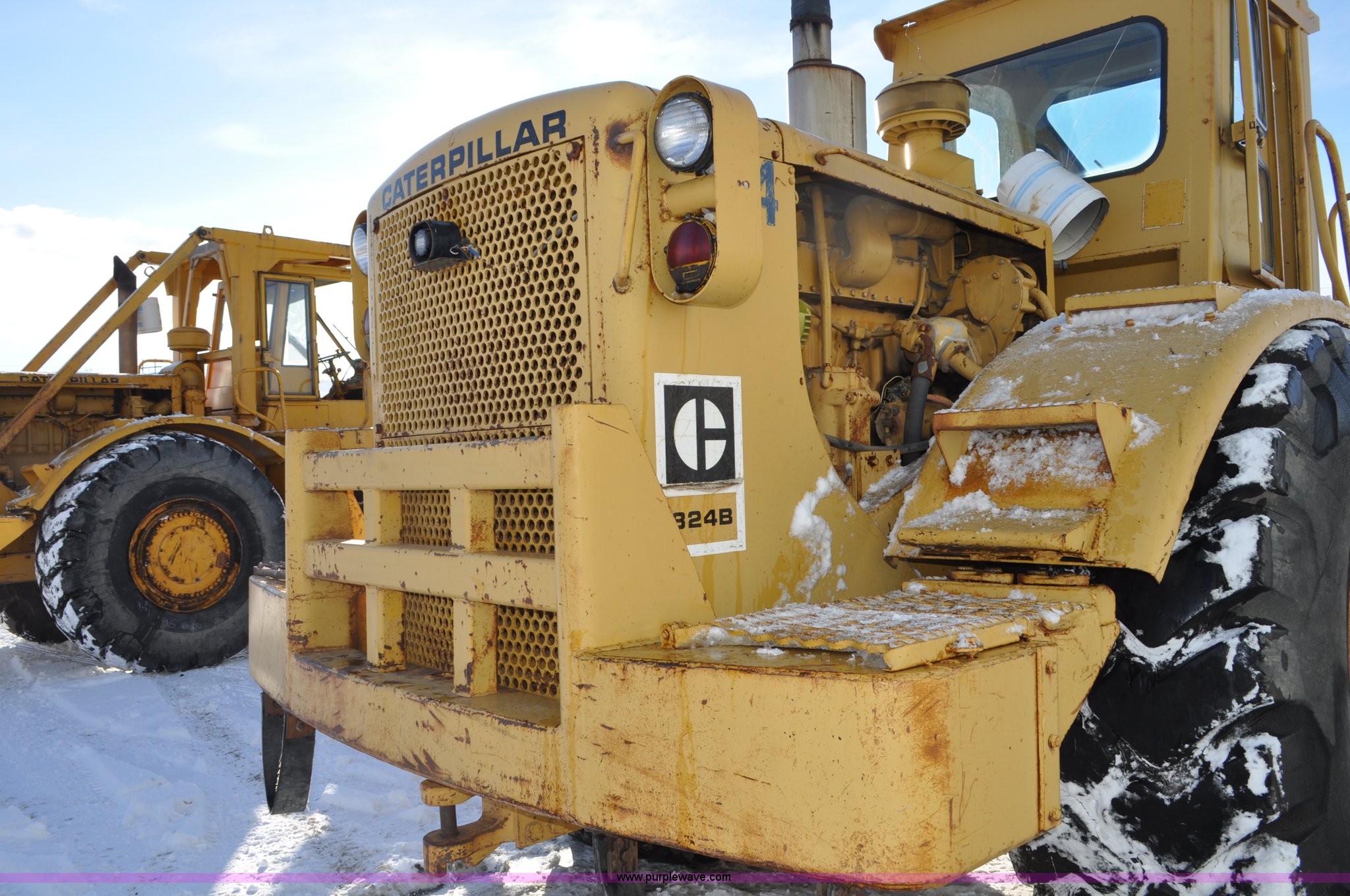 1975 Caterpillar 824B articulated wheel dozer in Ft. Pierre, SD Item C3341 sold Purple Wave