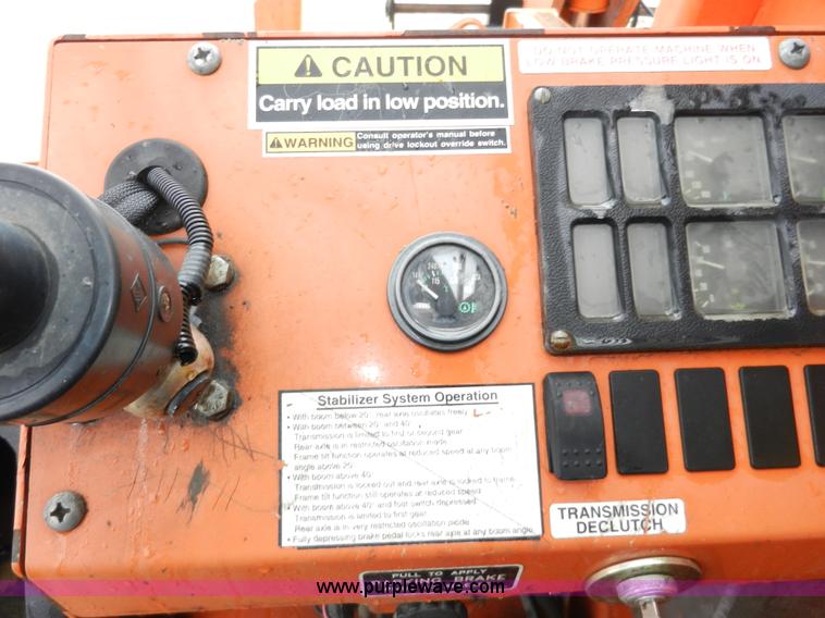 image for item A3916 2003 Lull 1044C-54 telehandler