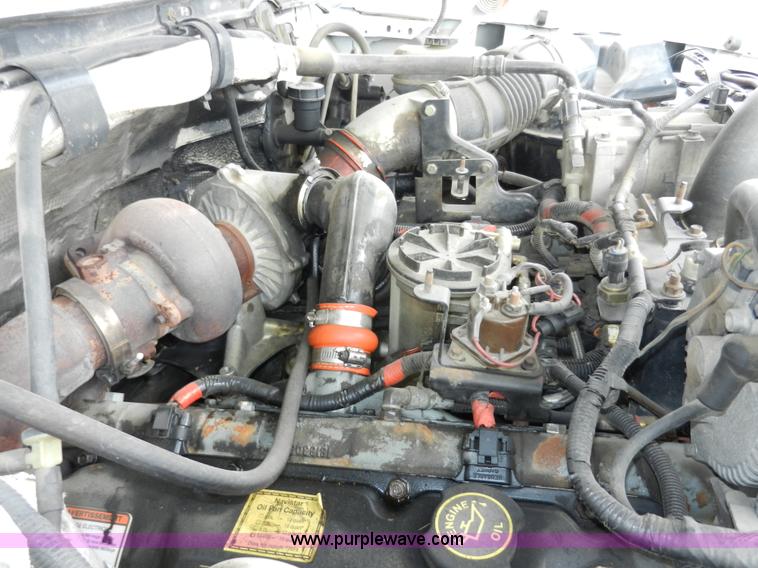 image for item A3965 1995 Ford F450 XL Super Duty flatbed pickup truck