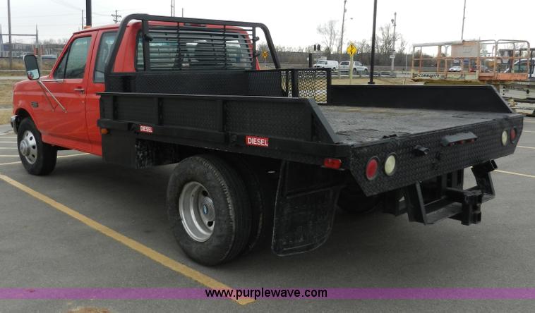 image for item A3966 1997 Ford F350 XLT flatbed pickup truck
