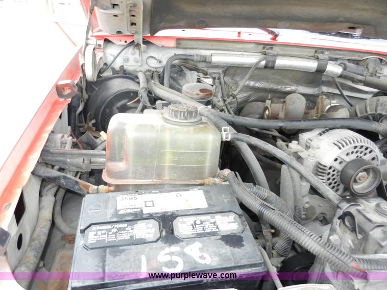 image for item A3966 1997 Ford F350 XLT flatbed pickup truck