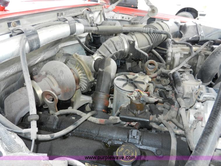 image for item A3966 1997 Ford F350 XLT flatbed pickup truck