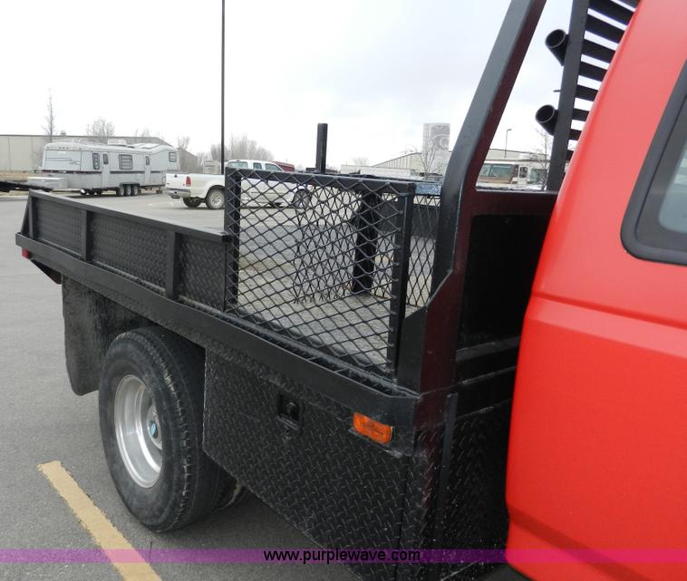 image for item A3966 1997 Ford F350 XLT flatbed pickup truck