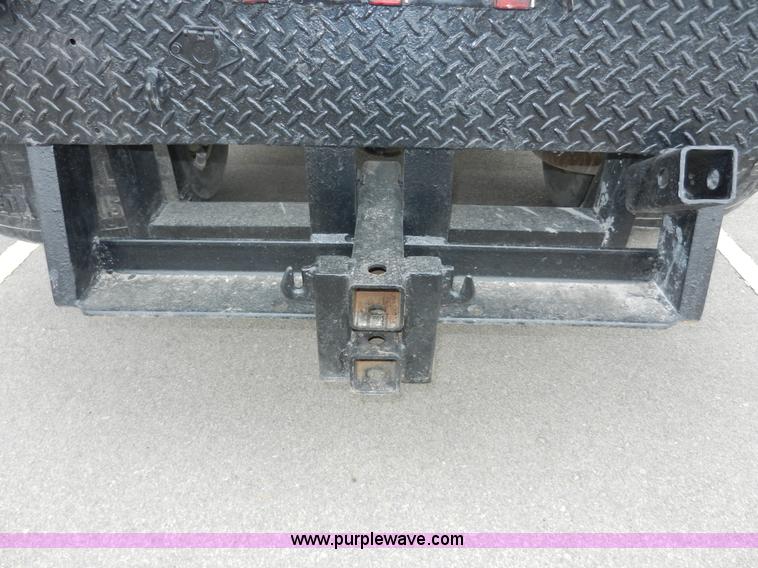 image for item A3966 1997 Ford F350 XLT flatbed pickup truck