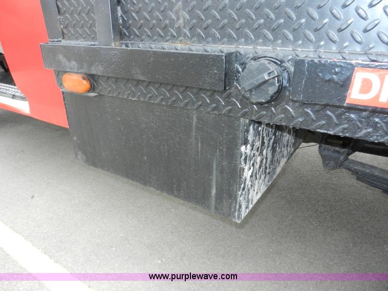 image for item A3966 1997 Ford F350 XLT flatbed pickup truck