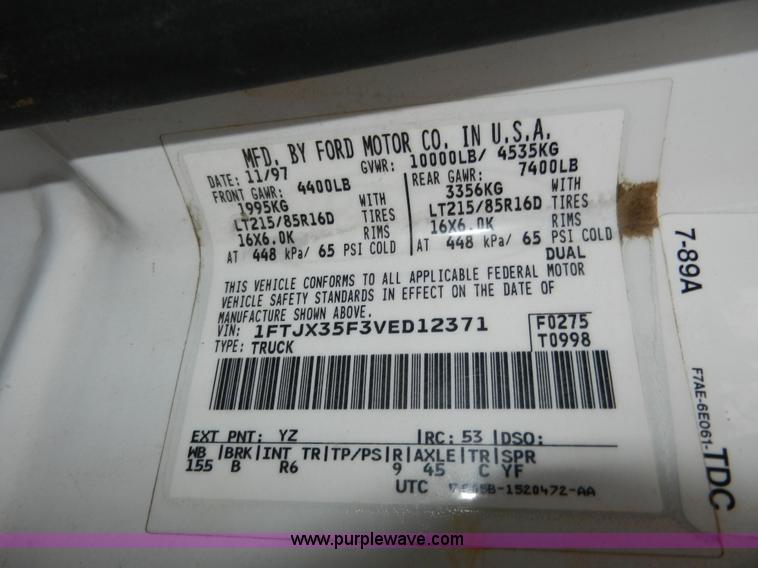 image for item A3966 1997 Ford F350 XLT flatbed pickup truck