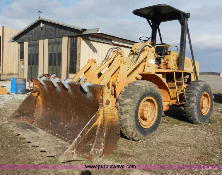 image for item A3967 1971 Allis Chalmers 545H Shell loader