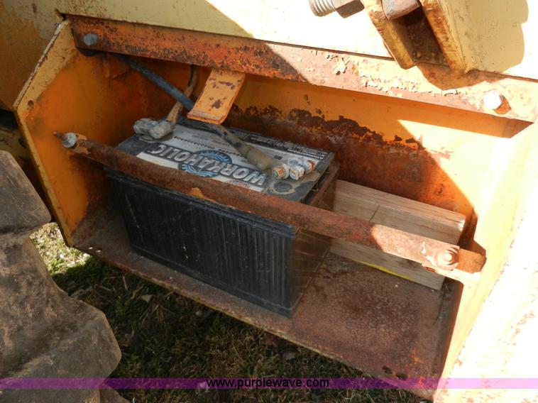 image for item A3967 1971 Allis Chalmers 545H Shell loader