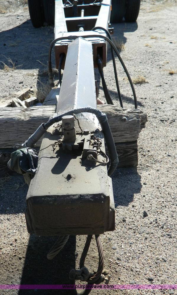 image for item B3760 1988 Fruehauf triple axle