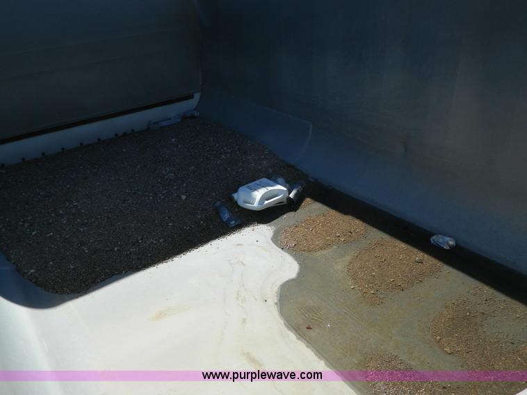 image for item B3760 1988 Fruehauf triple axle