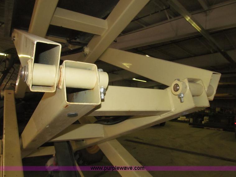 image for item B5383 2007 JLG 1930ES electric scissor lift