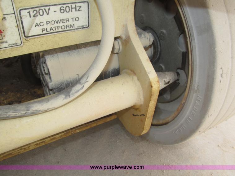 image for item B5384 2002 JLG 2646E2 electric scissor lift