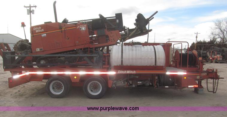 image for item B5390 Ditch Witch JT2321 horizontal directional drill