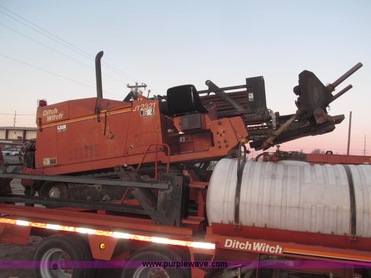 image for item B5390 Ditch Witch JT2321 horizontal directional drill