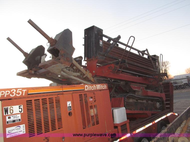 image for item B5390 Ditch Witch JT2321 horizontal directional drill