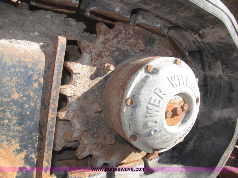 image for item B5390 Ditch Witch JT2321 horizontal directional drill