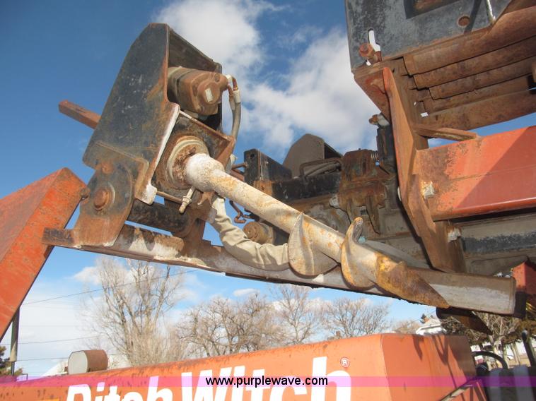 image for item B5390 Ditch Witch JT2321 horizontal directional drill