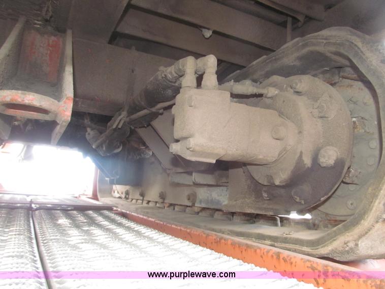 image for item B5390 Ditch Witch JT2321 horizontal directional drill