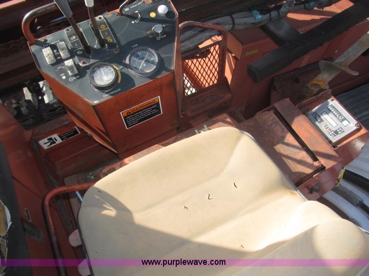 image for item B5390 Ditch Witch JT2321 horizontal directional drill