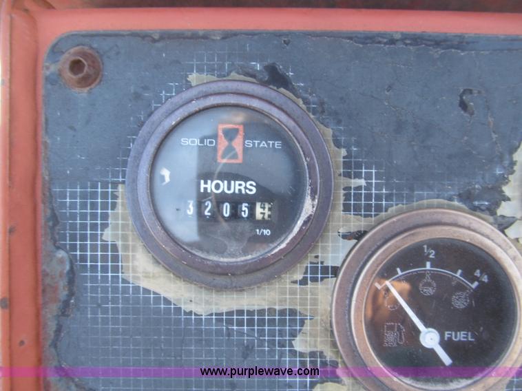 image for item B5390 Ditch Witch JT2321 horizontal directional drill