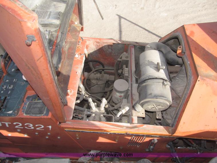 image for item B5390 Ditch Witch JT2321 horizontal directional drill