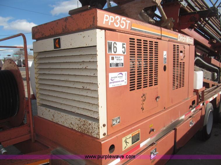 image for item B5390 Ditch Witch JT2321 horizontal directional drill