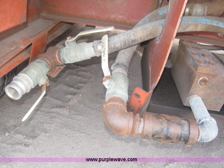 image for item B5390 Ditch Witch JT2321 horizontal directional drill