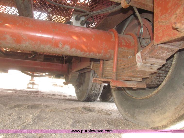 image for item B5390 Ditch Witch JT2321 horizontal directional drill