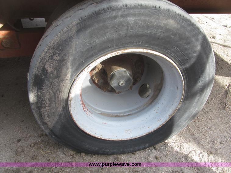 image for item B5390 Ditch Witch JT2321 horizontal directional drill