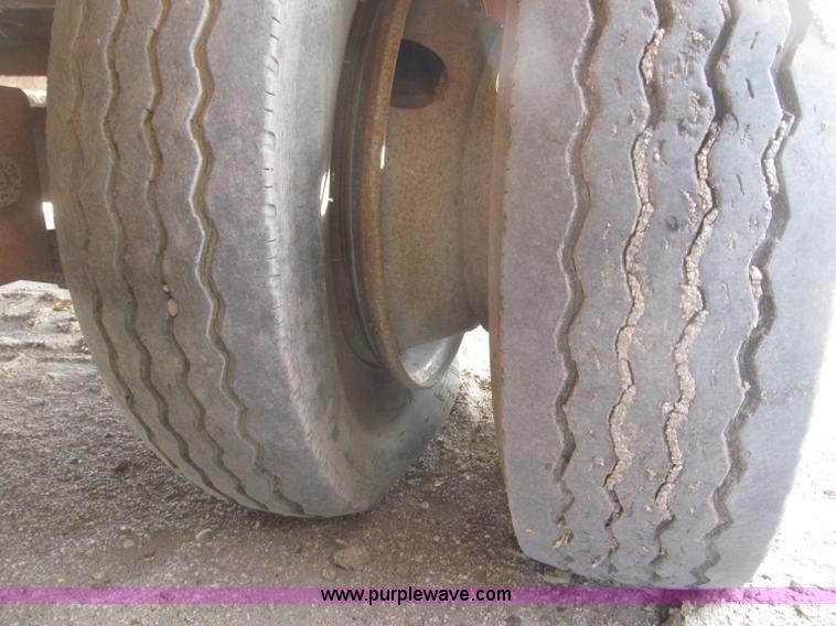 image for item B5390 Ditch Witch JT2321 horizontal directional drill