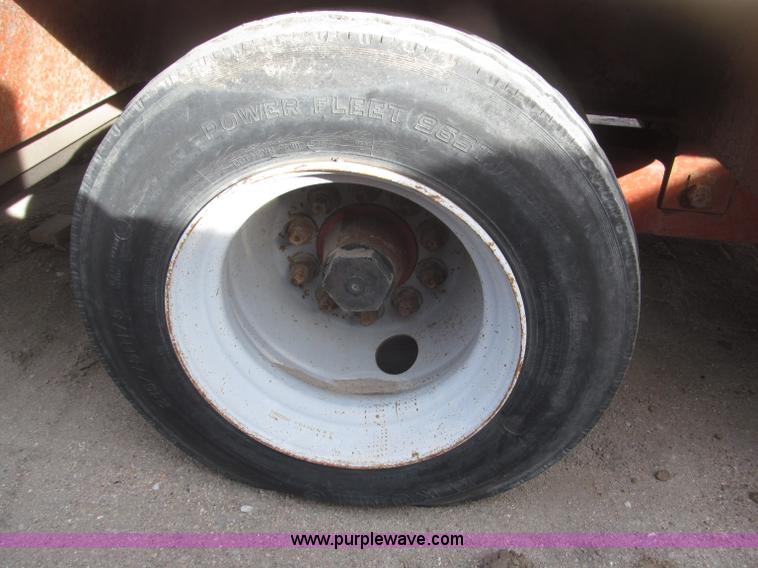 image for item B5390 Ditch Witch JT2321 horizontal directional drill