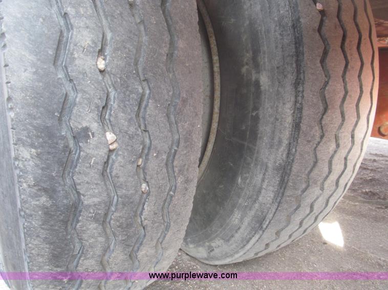 image for item B5390 Ditch Witch JT2321 horizontal directional drill