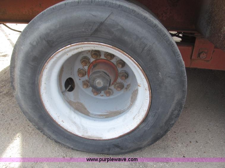 image for item B5390 Ditch Witch JT2321 horizontal directional drill