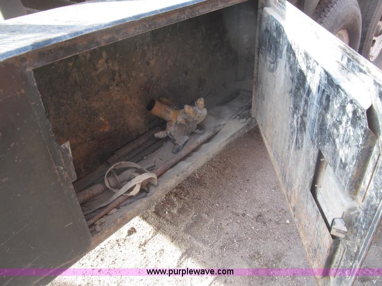 image for item B5391 1991 Straightline Directline DL805 directional trenchless drilling system