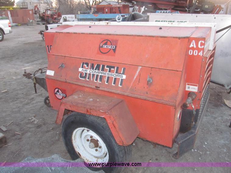 image for item B5393 1994 Smith 100GP towable air compressor