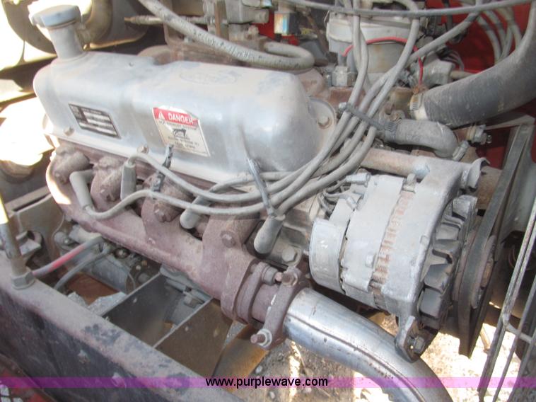 image for item B5393 1994 Smith 100GP towable air compressor