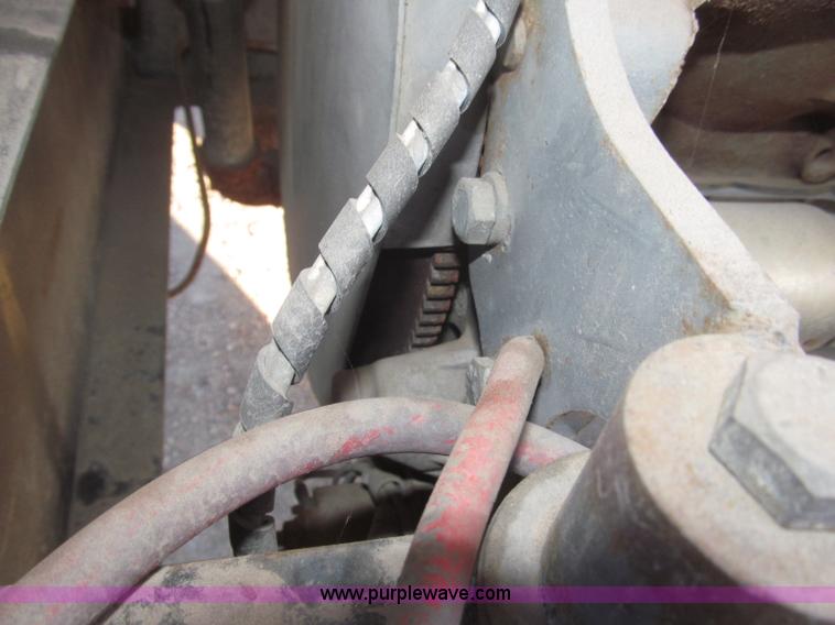 image for item B5393 1994 Smith 100GP towable air compressor