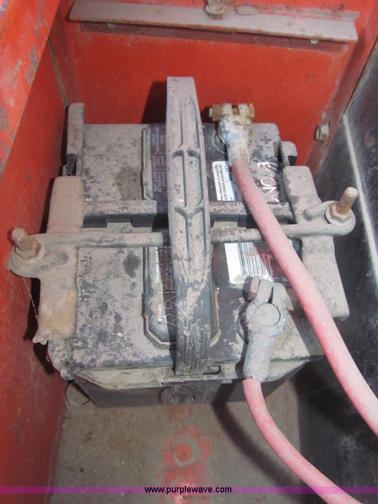 image for item B5393 1994 Smith 100GP towable air compressor