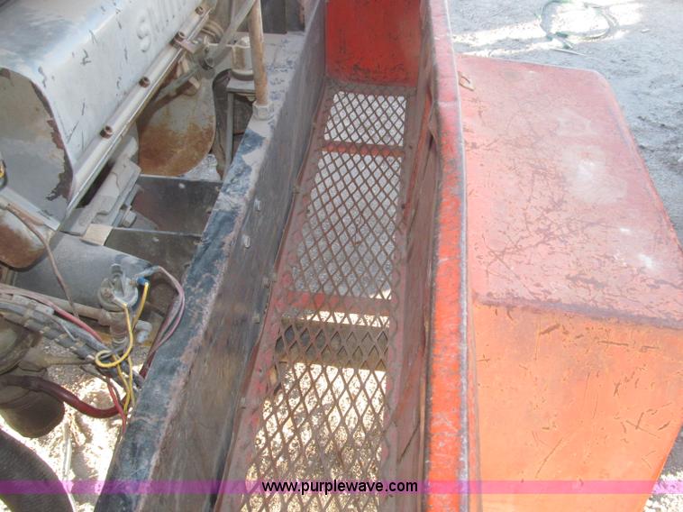 image for item B5393 1994 Smith 100GP towable air compressor