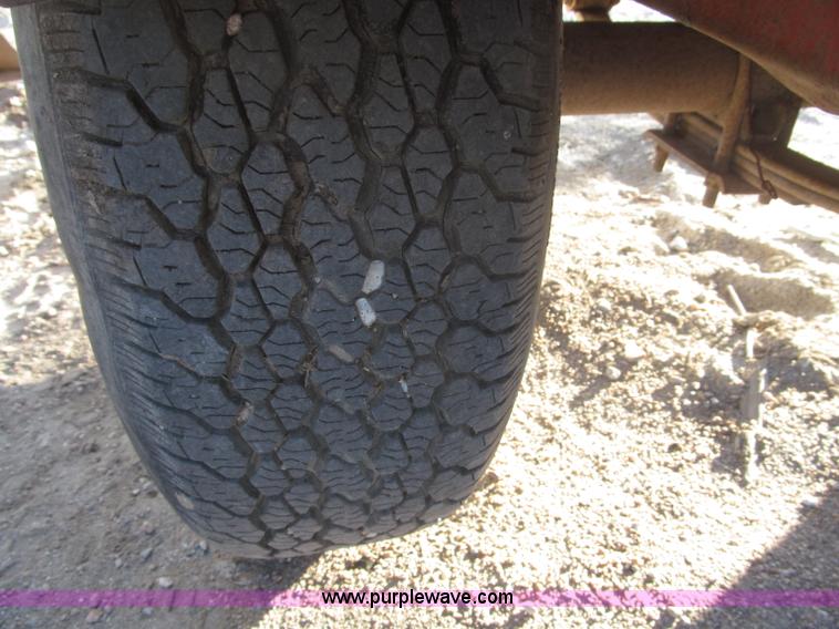 image for item B5393 1994 Smith 100GP towable air compressor