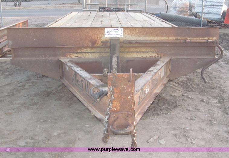 image for item B5395 1989 Redi Haul 25' tandem axle tag trailer