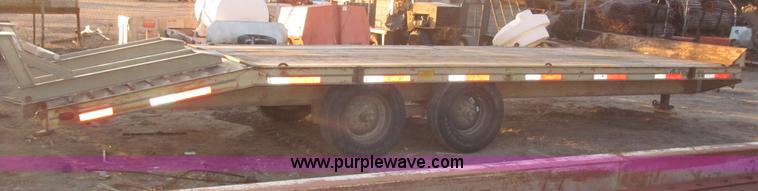 image for item B5395 1989 Redi Haul 25' tandem axle tag trailer