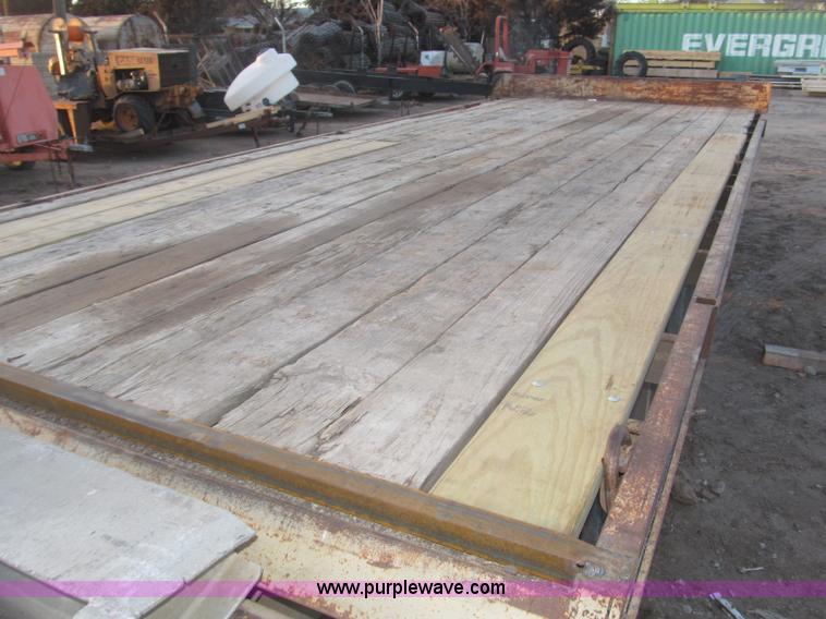 image for item B5395 1989 Redi Haul 25' tandem axle tag trailer