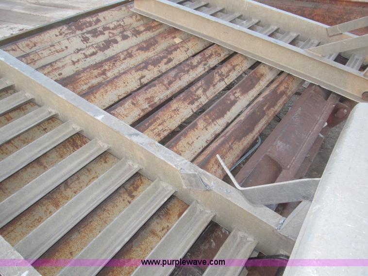 image for item B5395 1989 Redi Haul 25' tandem axle tag trailer