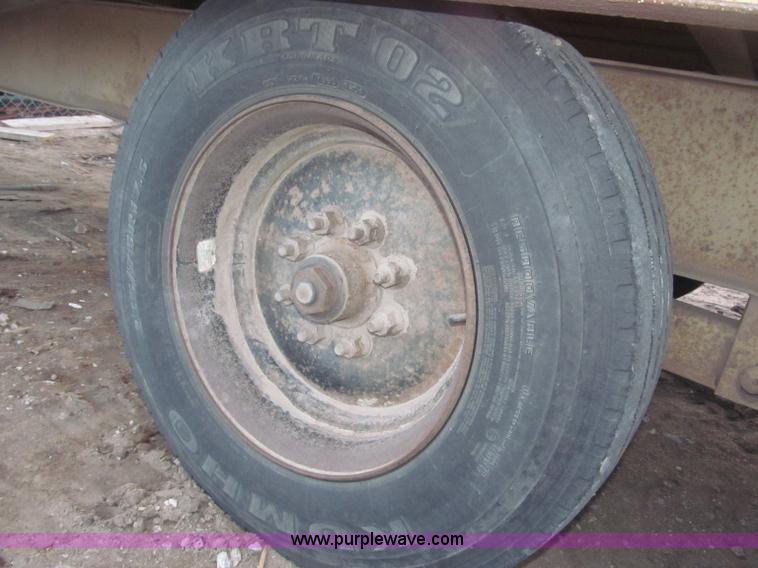 image for item B5395 1989 Redi Haul 25' tandem axle tag trailer