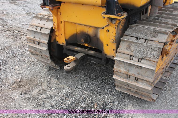 image for item E2575 1977 John Deere 450C dozer